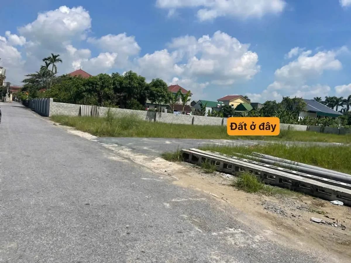 Bán Lô đất rẻ đẹp cạnh UB & trường học xã Nghi Liên
